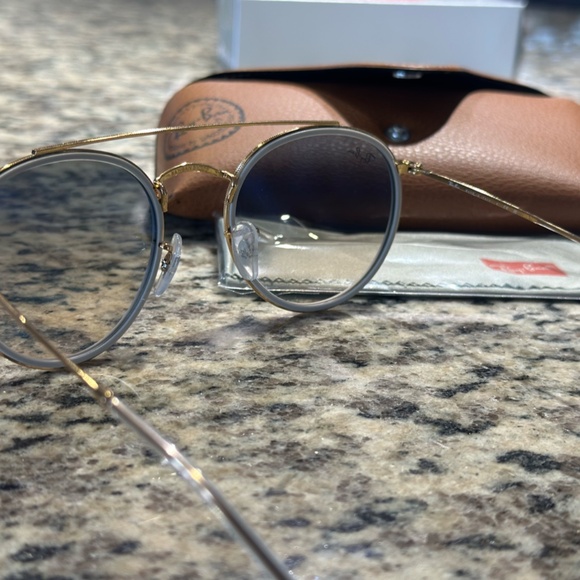 NWT Ray Ban Sunglasses - Picture 2 of 3